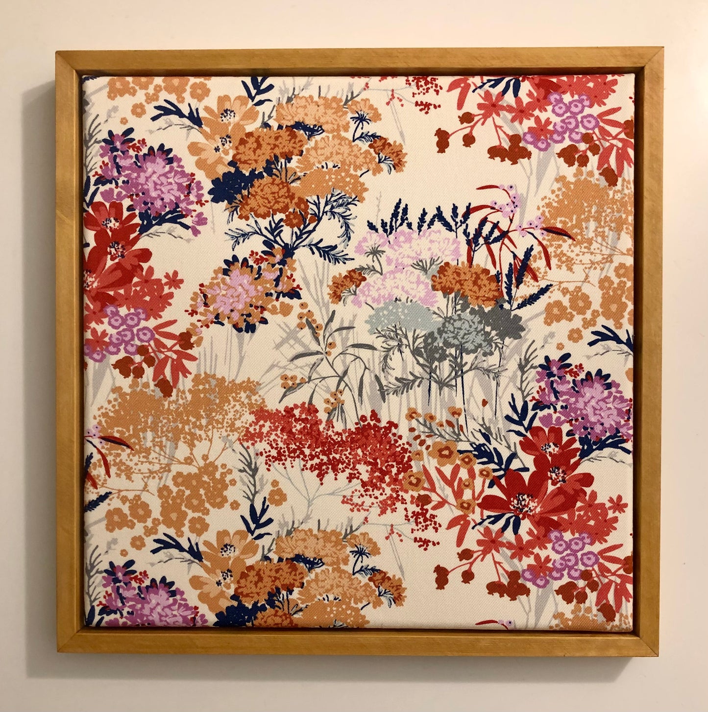 3-Cosmos, Tapisserie sur cadre - Décoration salon.