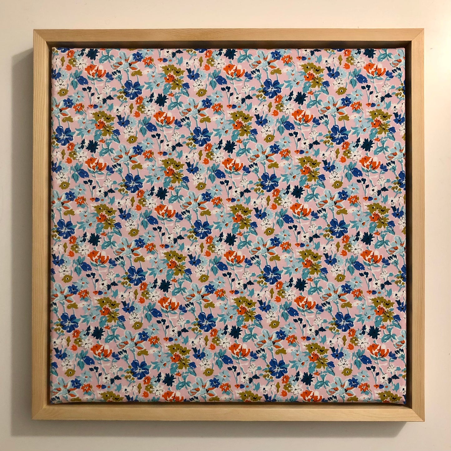 5-Pavot Bleu, Tapisserie sur cadre - Décoration salon.